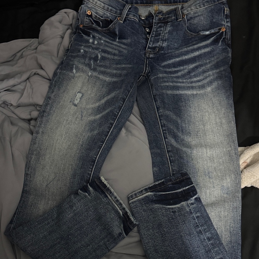 Purple Jeans. Men’s 29. Mid rise slim fit.
